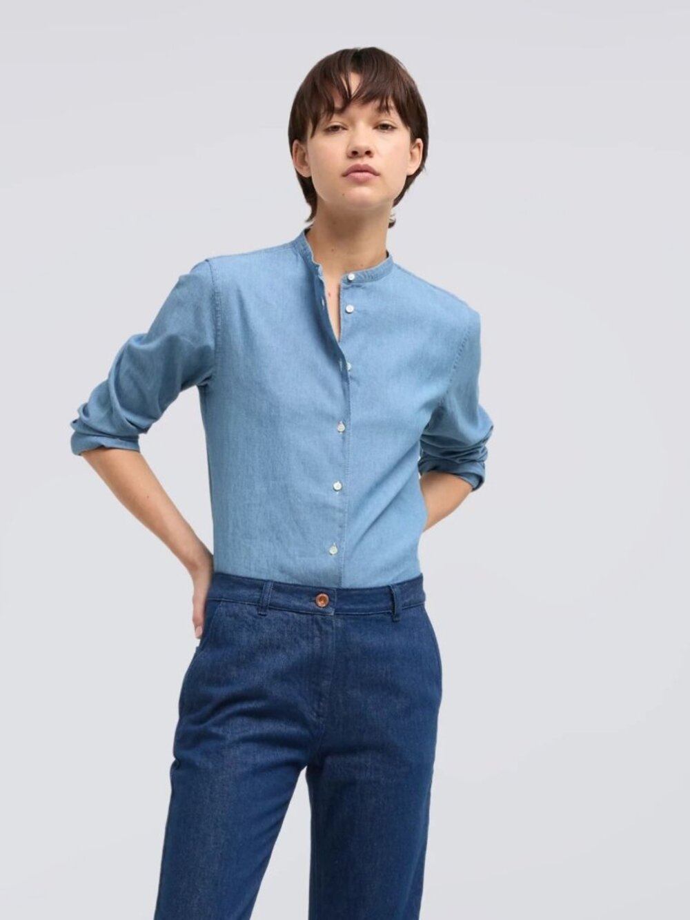 ASPESI 100% Cotton Classic Fit Light Blue Button-Down Shirt Womens Size 44 US 6
